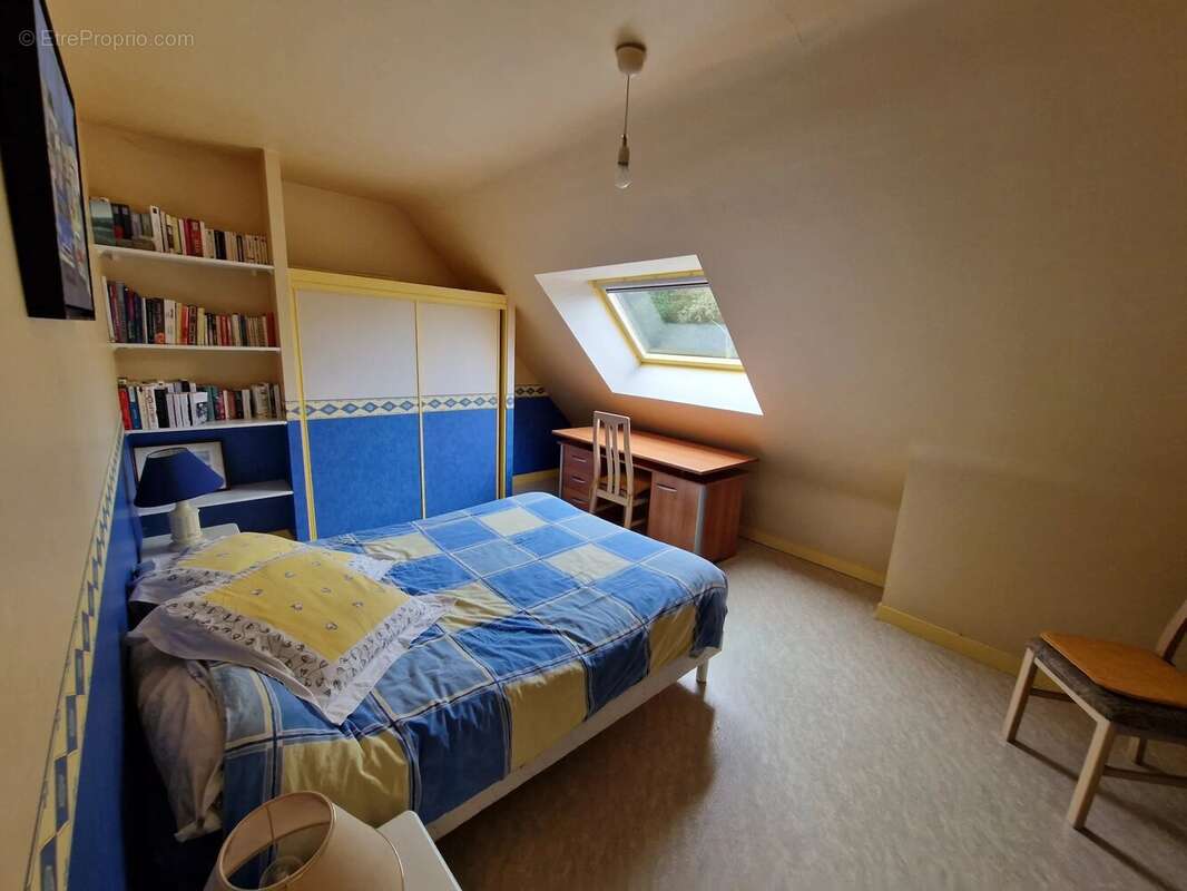 Maison à PLOUGOUMELEN