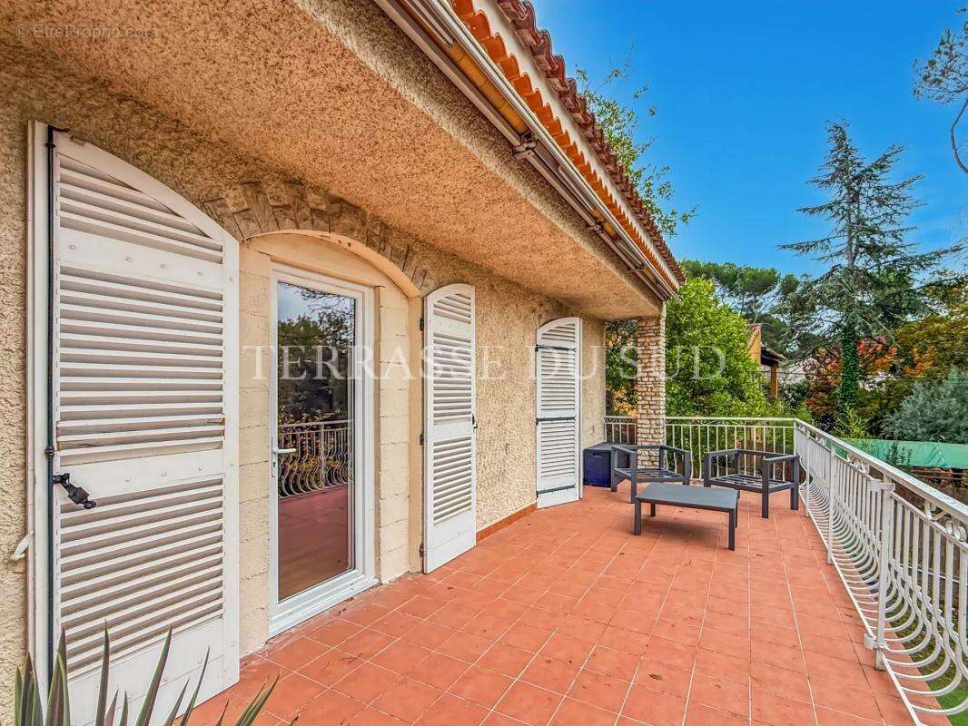 Maison à BOUC-BEL-AIR