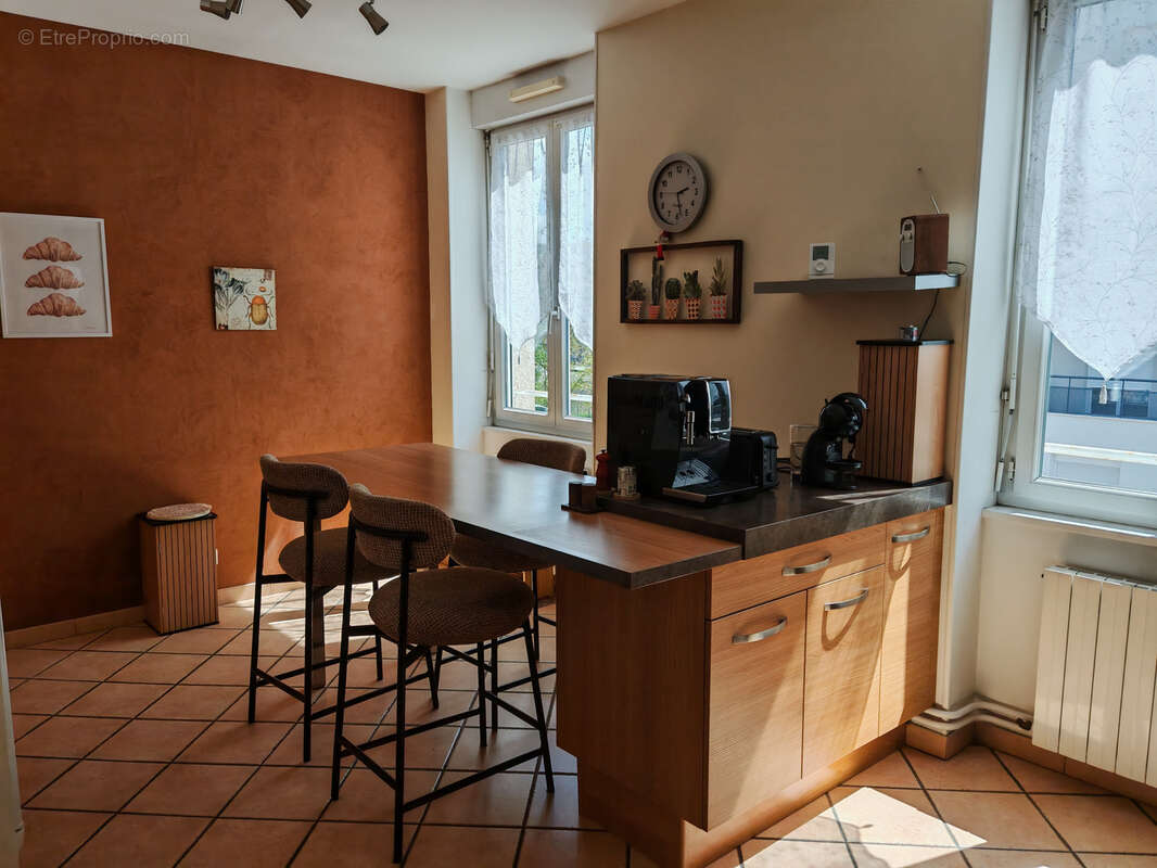 Appartement à SAINT-ETIENNE