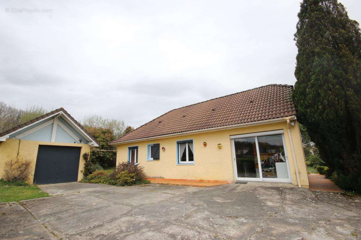 Maison à ARTHEZ-DE-BEARN