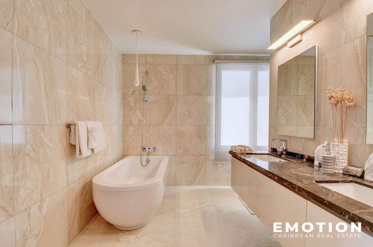 Maison à SAINT-MARTIN