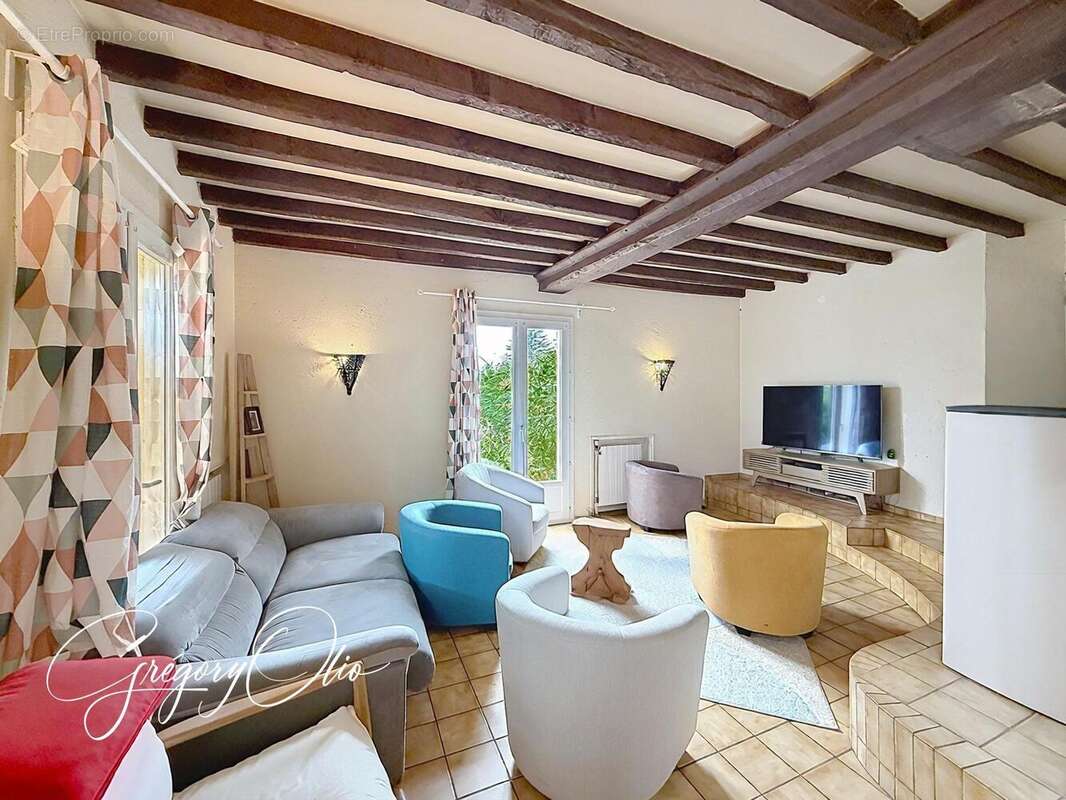 Maison 158 m² à Cheux  - photo 2