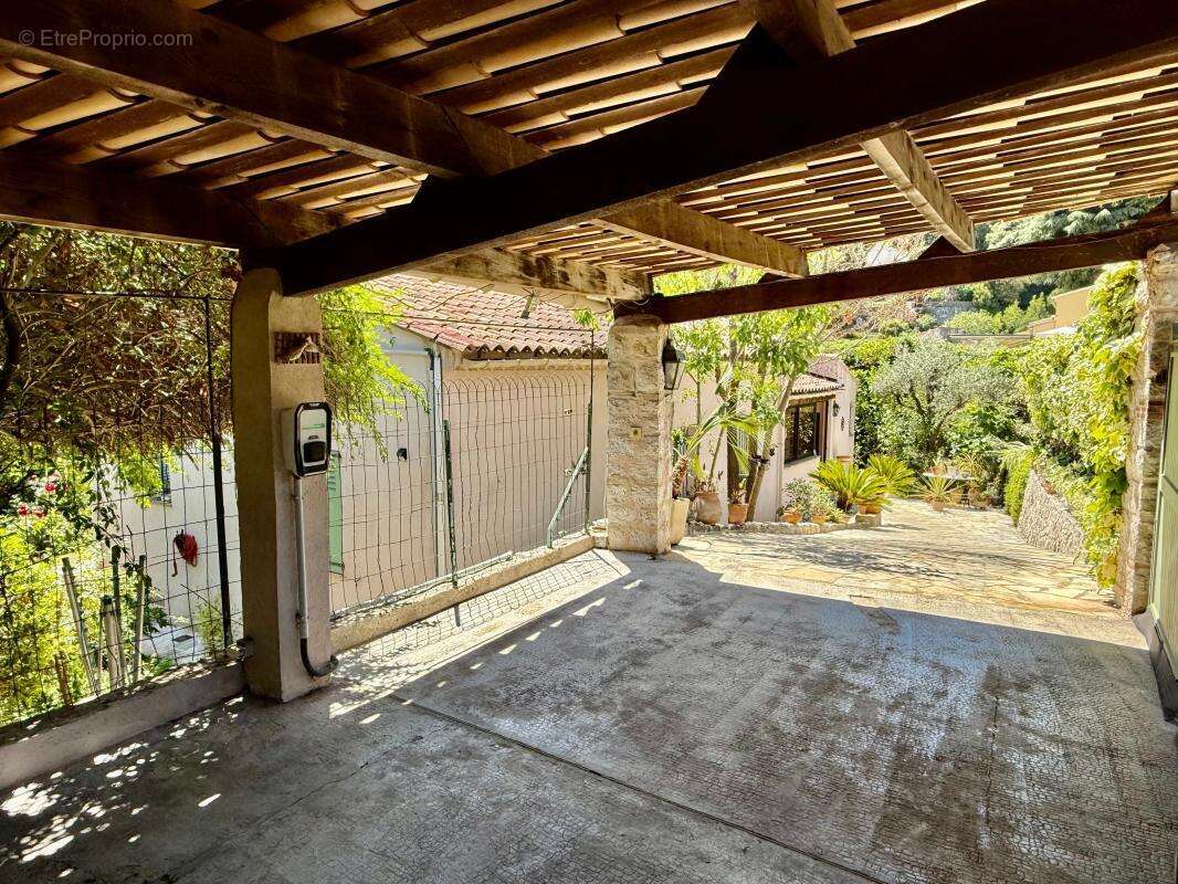 Maison à LA COLLE-SUR-LOUP
