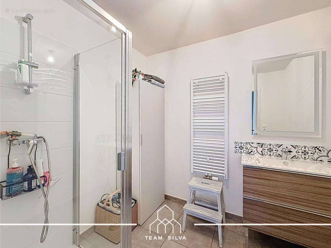 Appartement à SAINT-PRIEST