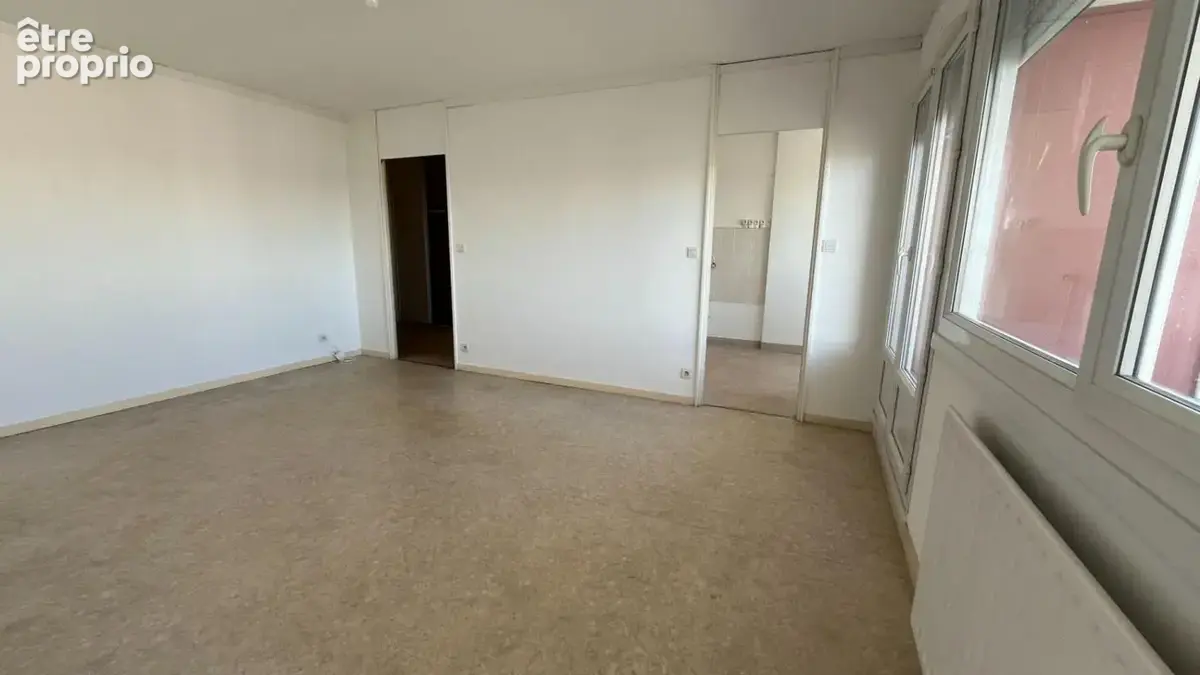 Les Ponts de Cé - T3 avec balcon 73 m² LA GUILLEBOTTE - photo 2