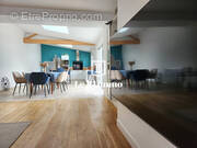 Salon - Maison à LE LOROUX-BOTTEREAU