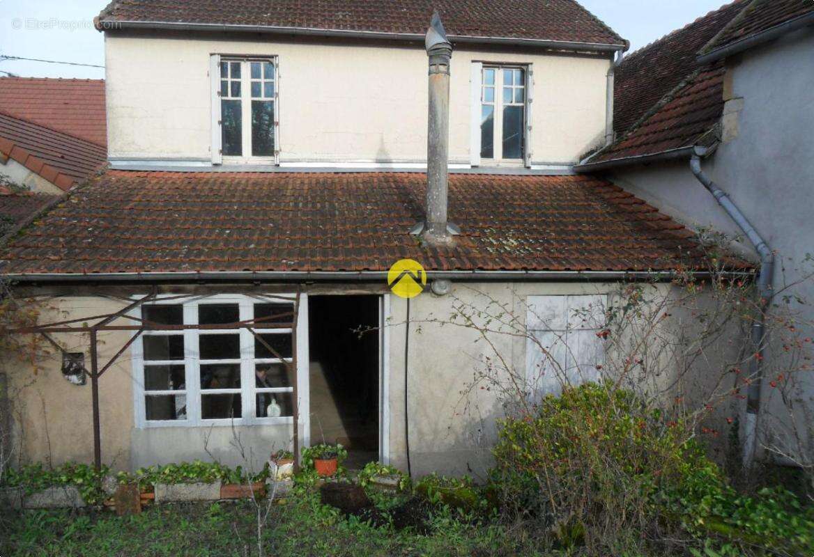 Maison à CHARENTON-DU-CHER