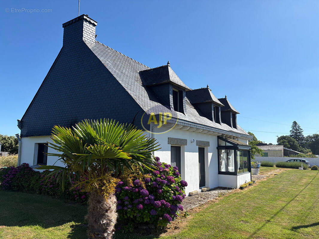 Maison à GUERN
