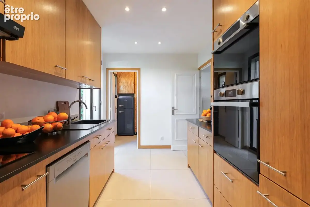 Hauts de Vaugrenier - Villeneuve-loubet / Appartement 3 pièces en RDJ de 80 m² avec vue mer - photo 7
