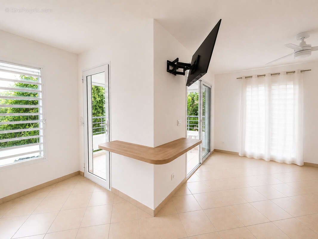 Appartement à LES ABYMES