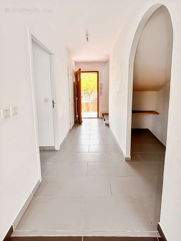 Maison à SAINT-BAUZILLE-DE-PUTOIS