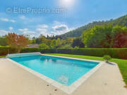 Maison à SOLLIES-TOUCAS