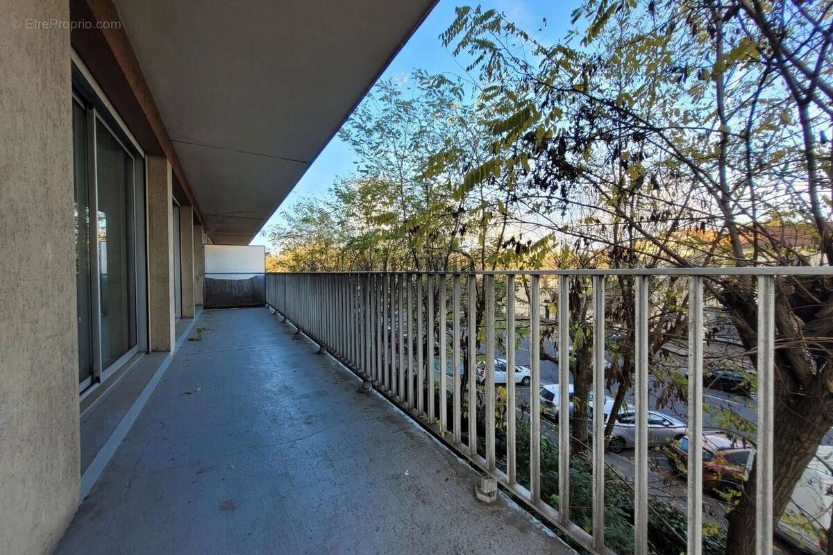 Appartement à MAISONS-ALFORT