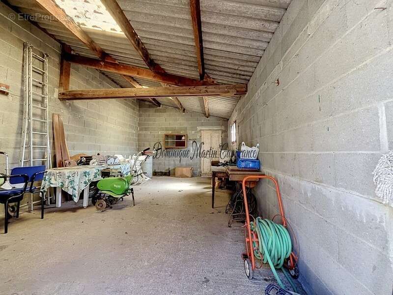 Maison à vendre 4 pièces LHOMME (72)-Maison de plain-pied à réinventer – Petit prix, emplacement idéal au cœur de Lhomme ! - photo 21