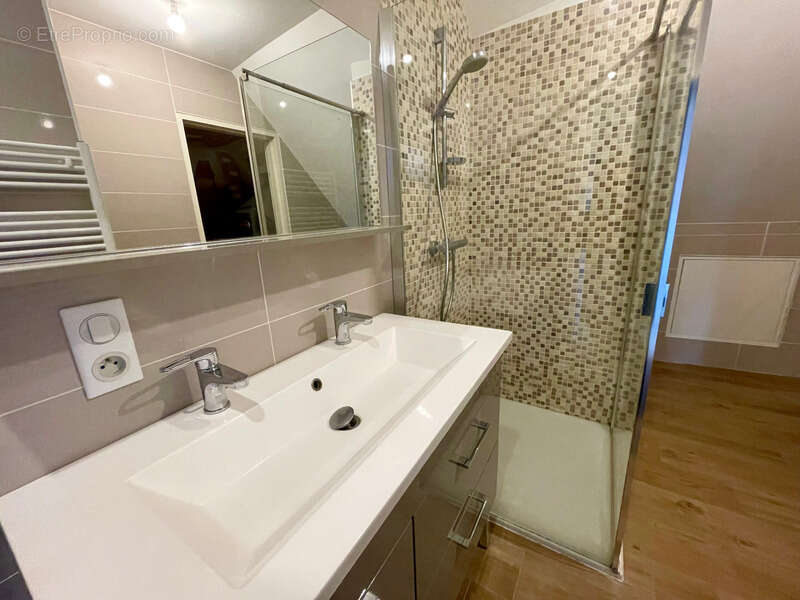 Maison à THIRON-GARDAIS