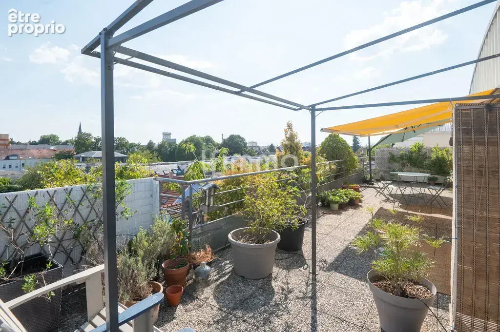 Très bel attique 149 m² env. avec terrasse 63 m², 2 parkings et - photo 21