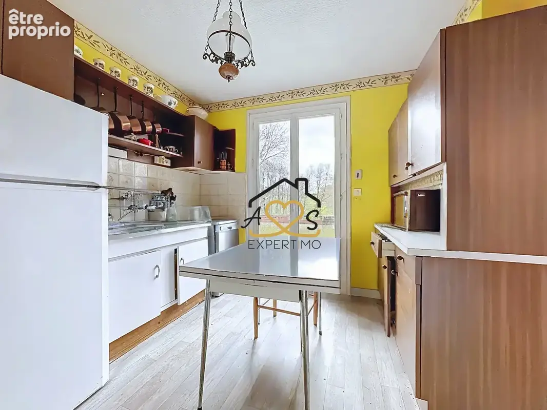 Maison avec grand terrain arboré et étang   7 025 m2   Puy-Guillaume (lieu-dit Le Pas) - photo 12