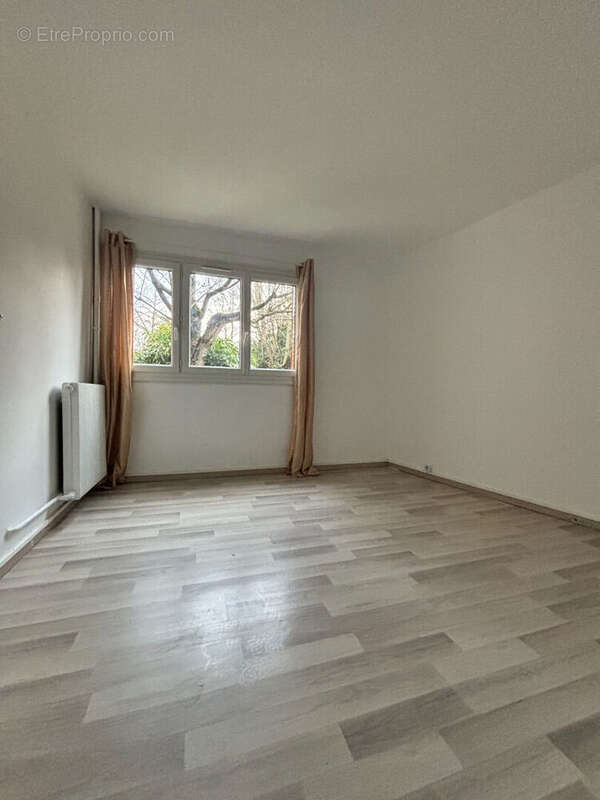 Appartement à VILLEMOMBLE