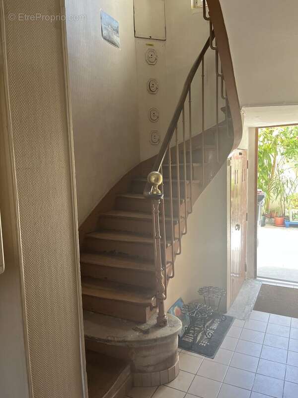 Escalier  - Appartement à PANTIN