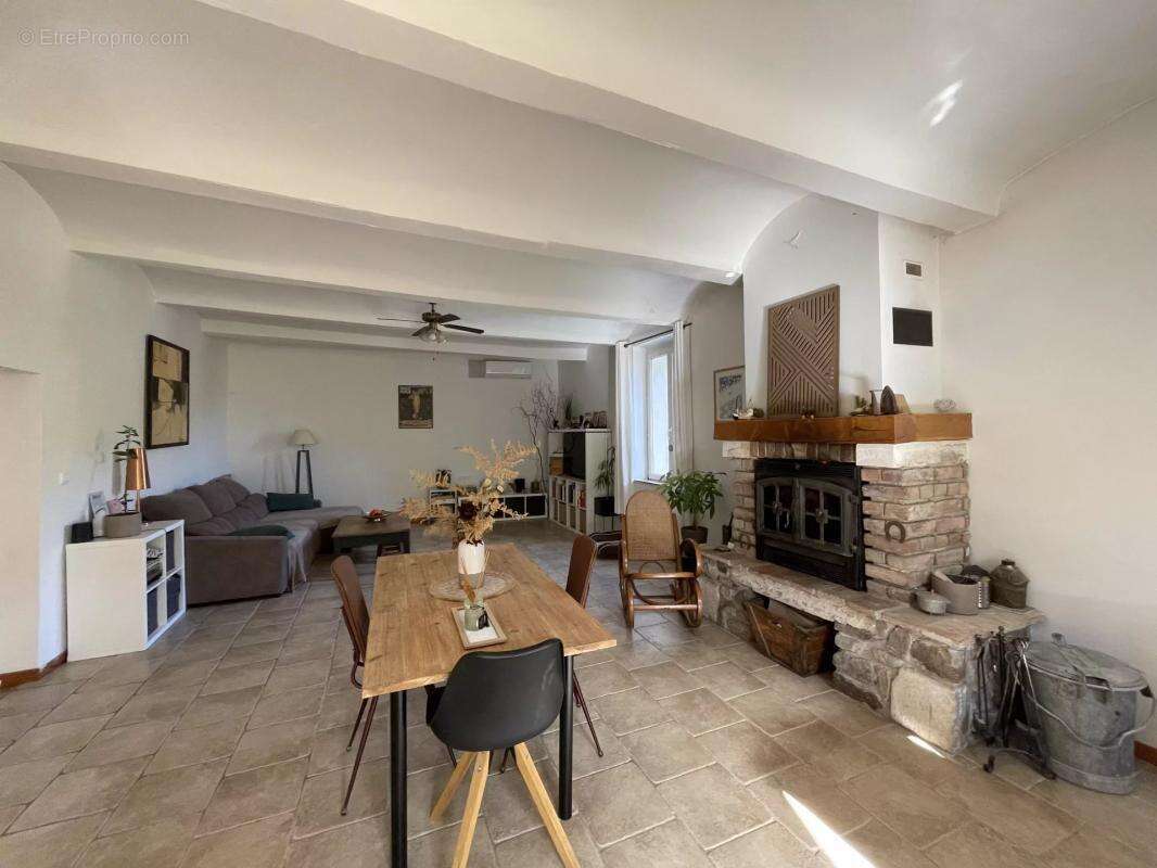 Maison à ROBIAC-ROCHESSADOULE