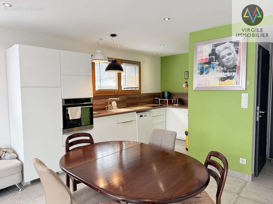 Appartement à LES GRANGETTES