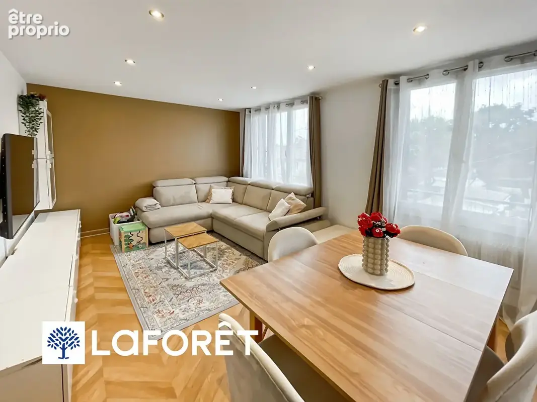 Appartement 3 pièces avec jardin et garage à Sainte Geneviève des Bois - photo 1