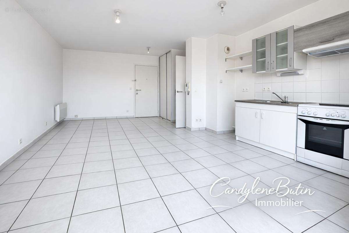Appartement à CASTELNAU-LE-LEZ