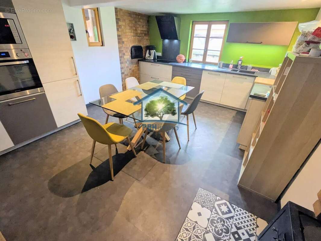 Maison à SCHILLERSDORF