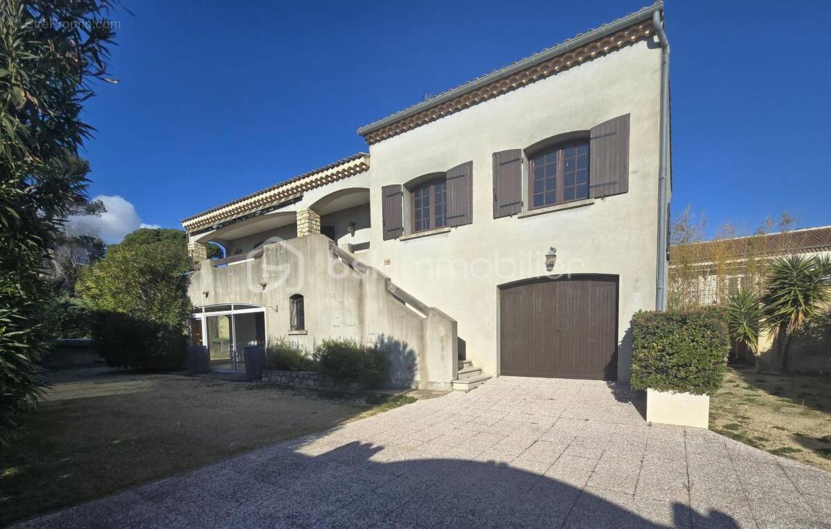 Maison à PONT-SAINT-ESPRIT