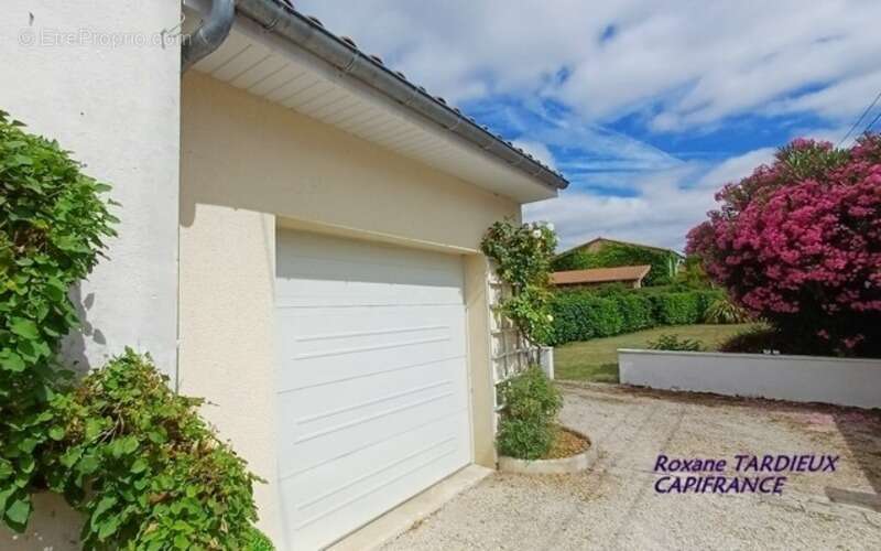 Maison à LA COURONNE