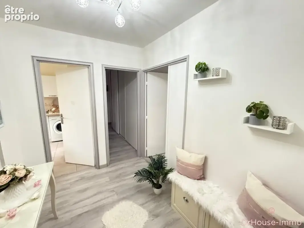 Appartement 76 m² à Vernon  - photo 2