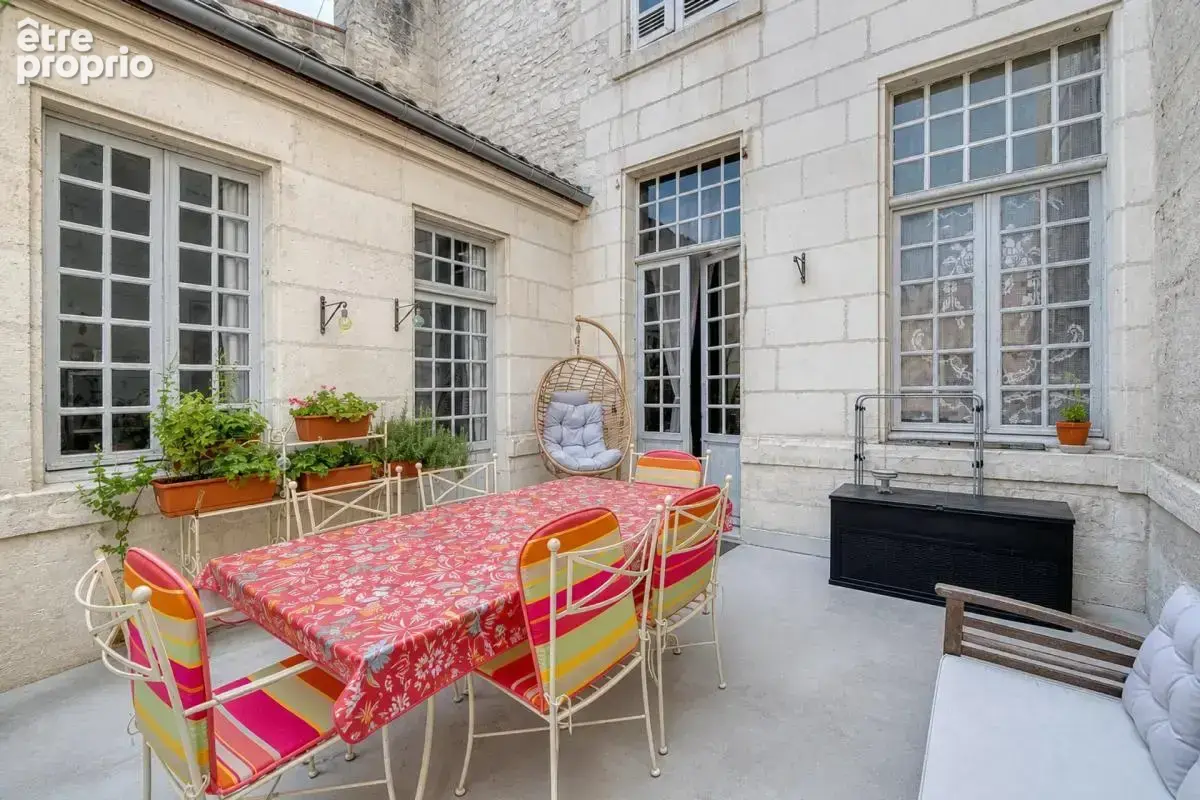 Appartement de 3 pièces de 94 m² à Saintes - photo 12