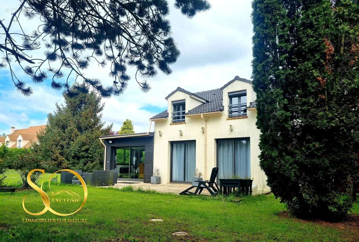 Maison à FEUCHEROLLES