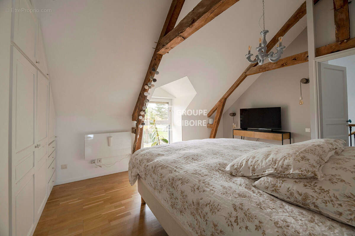 Maison à NOYAL-CHATILLON-SUR-SEICHE