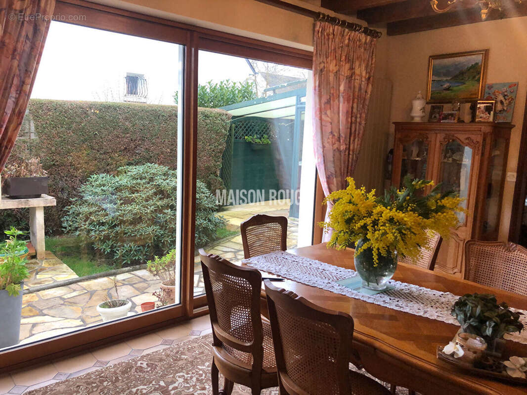 Maison à LE MINIHIC-SUR-RANCE