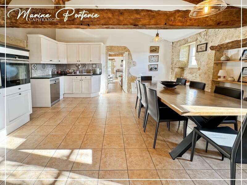 Propriété de charme en pierre – volumes exceptionnels – piscine – vue dégagée – proche Auch - photo 30