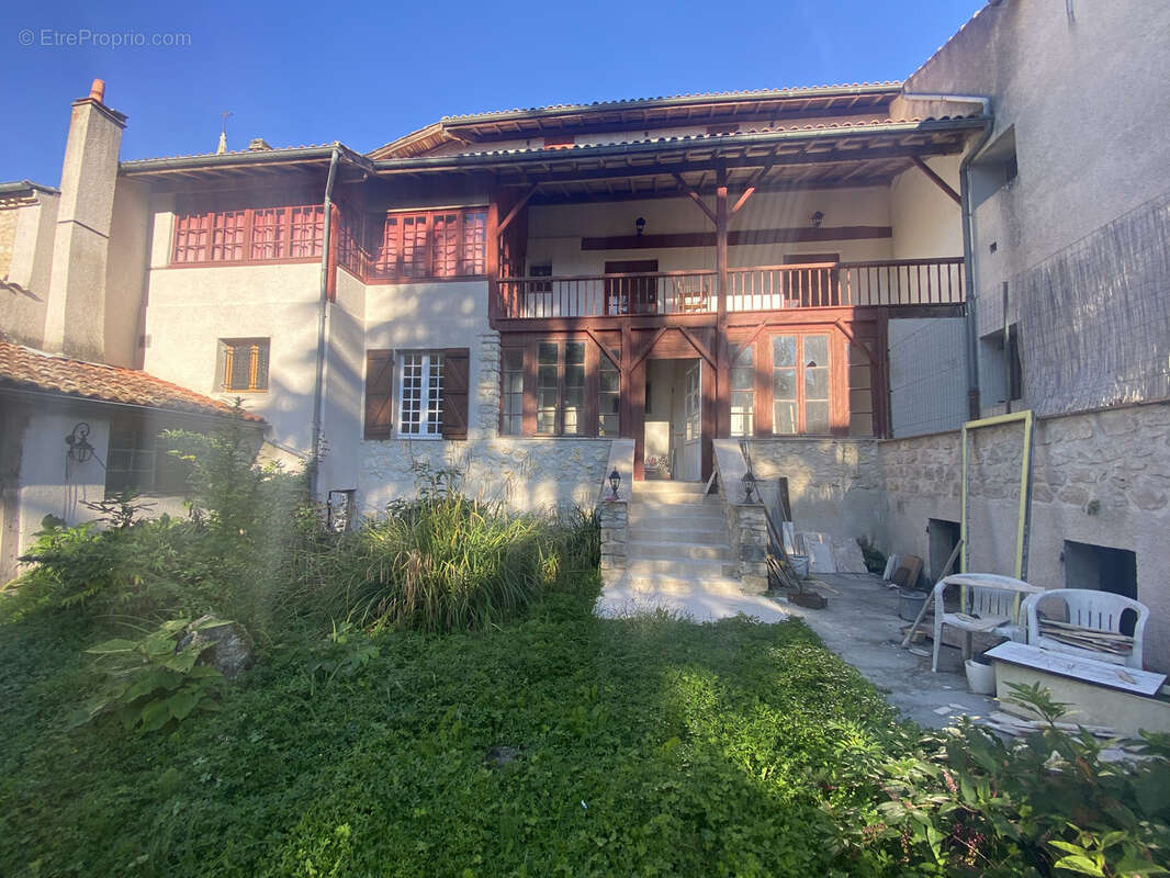 Maison à BUZET-SUR-BAISE