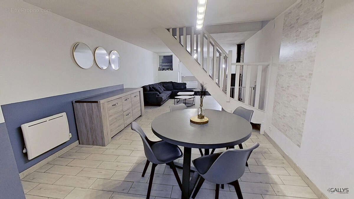 Maison à SORCY-SAINT-MARTIN