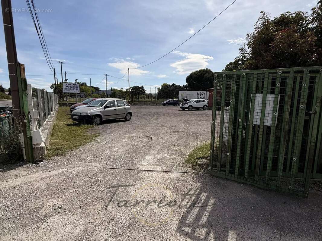 Commerce à MONTELIMAR