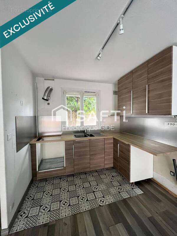 Photo 2 - Maison à CABRIES