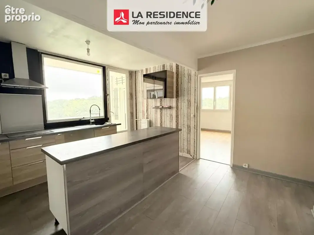Appartement 5 pièces 90 m² à vendre à Montigny-Les-Cormeilles (95370) - photo 2