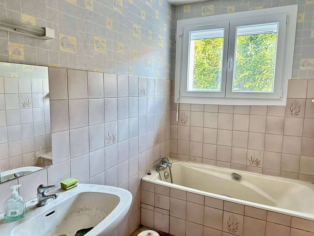 Maison à VELLEROT-LES-BELVOIR