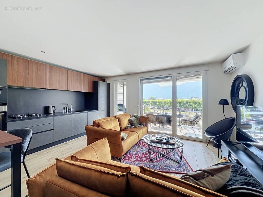Appartement à AIX-LES-BAINS