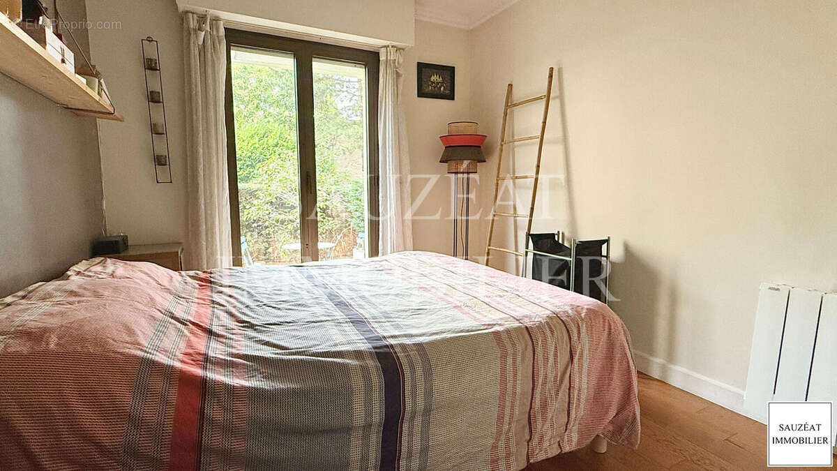 Appartement à BOURG-LA-REINE