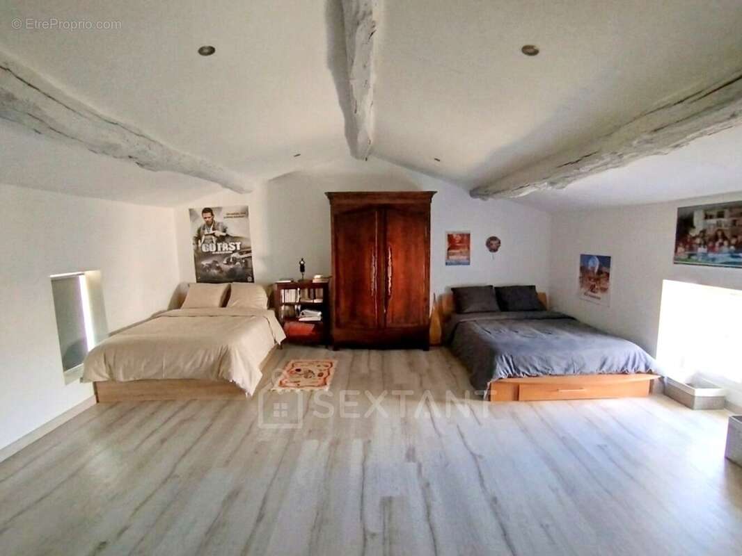 Charentaise de caractère  276 m² habitables  4 chambres  dépendances - photo 16