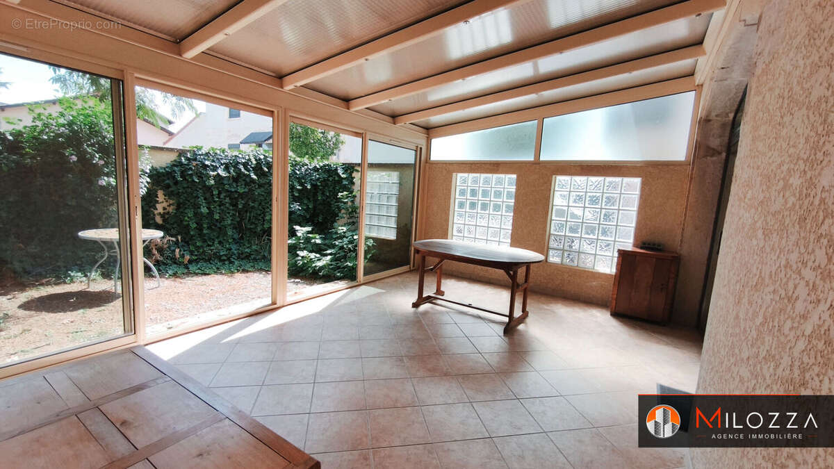 Appartement Heyrieux 4 pièce(s) 114.9 m2 - photo 14
