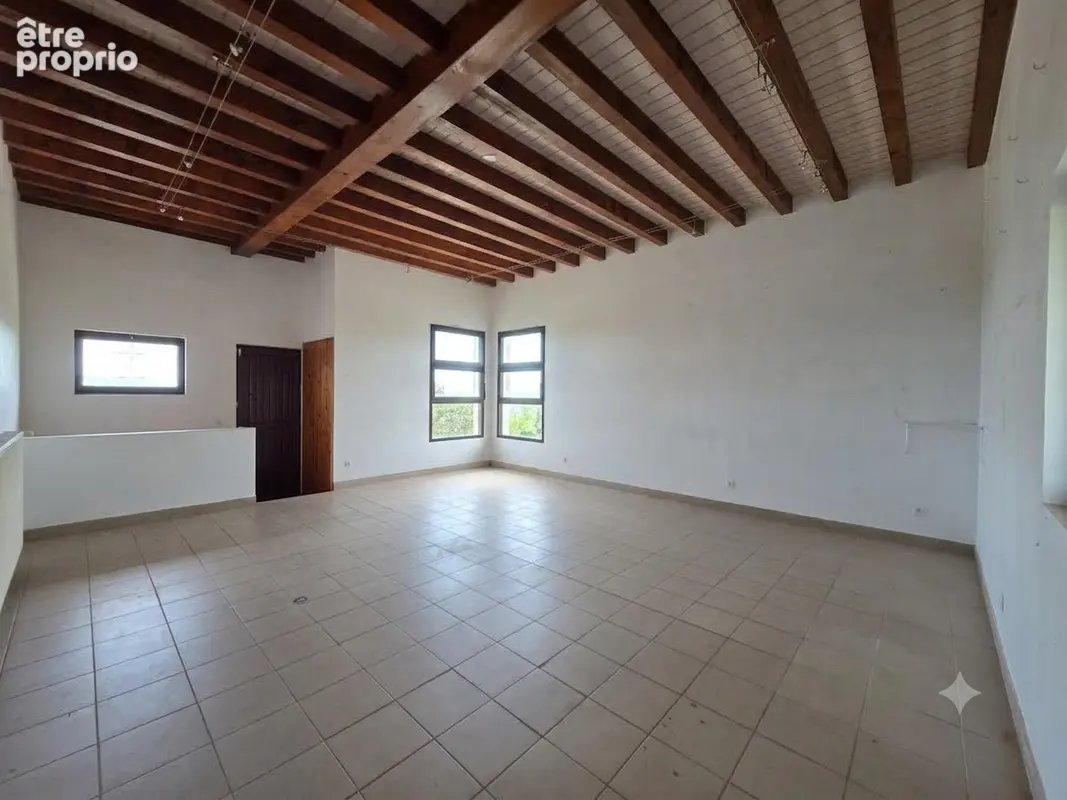 Maison T6 - 208 m² - St Genix les Villages - photo 8