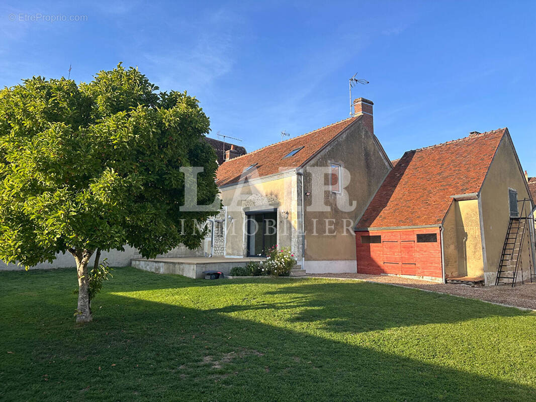 Maison à LA CHAPELLE-SOUEF