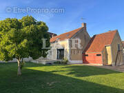 Maison à LA CHAPELLE-SOUEF