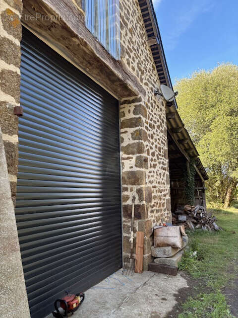 Maison à AMBRIERES-LES-VALLEES